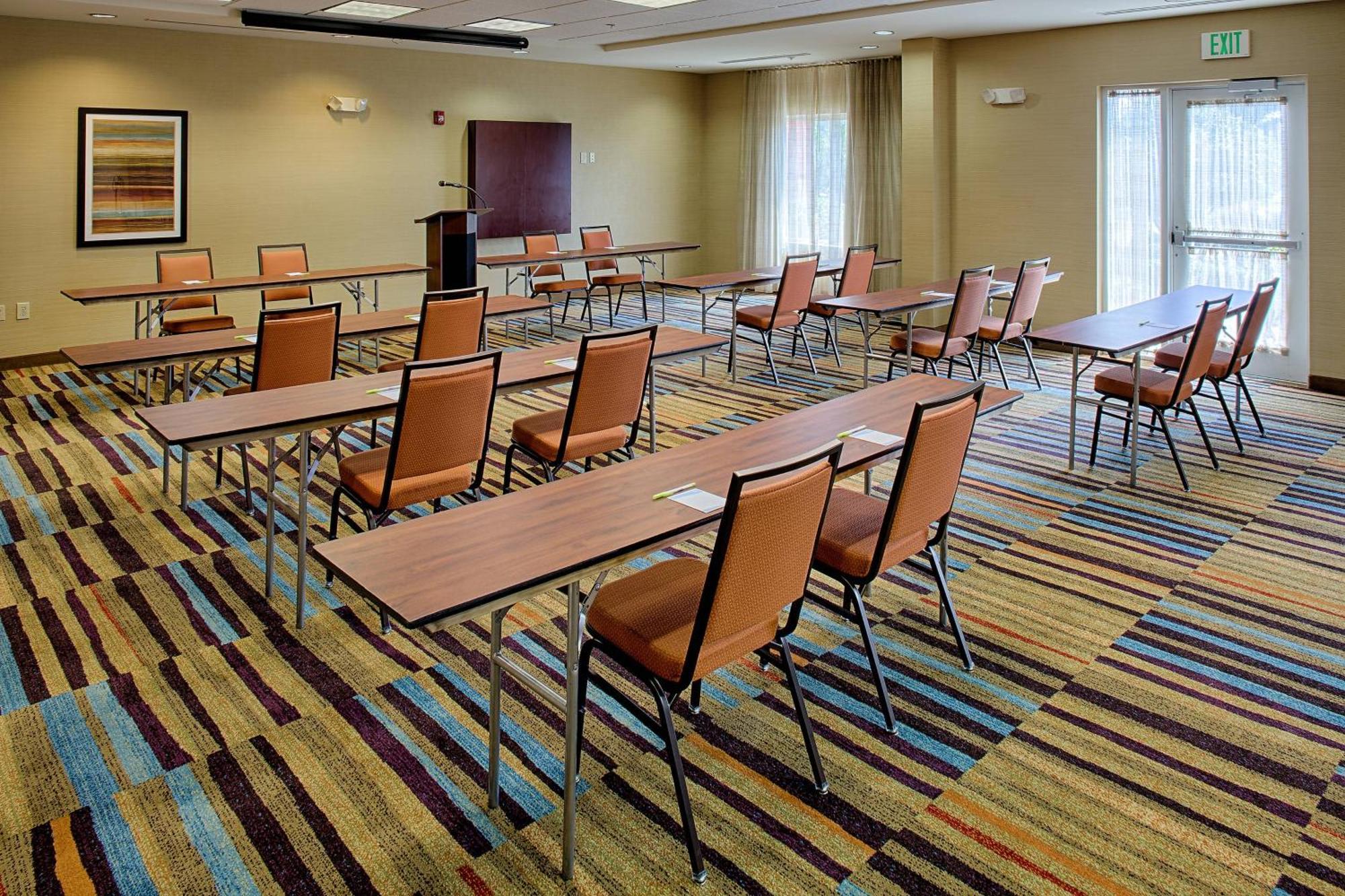 Fairfield & Atlanta Hotel McDonough